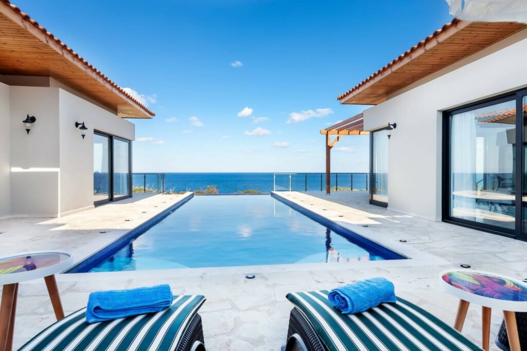 املاک و مستغلات در قبرس شمالی 1 north cyprus luxury homes sale scaled 1
