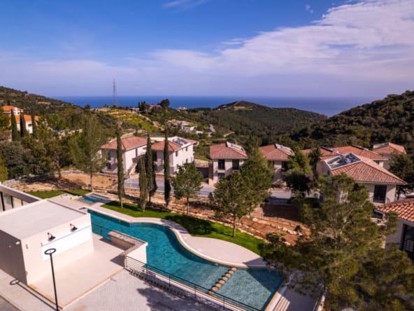 Euro Coats Vineyard View Pictures 6