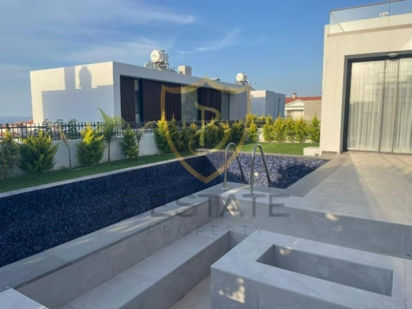 7cf0235d0451435b7f1613ea79992544