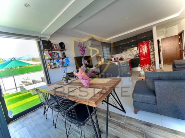 4B8D5CEC 77CC 415E 92A0 2C1E268F7290